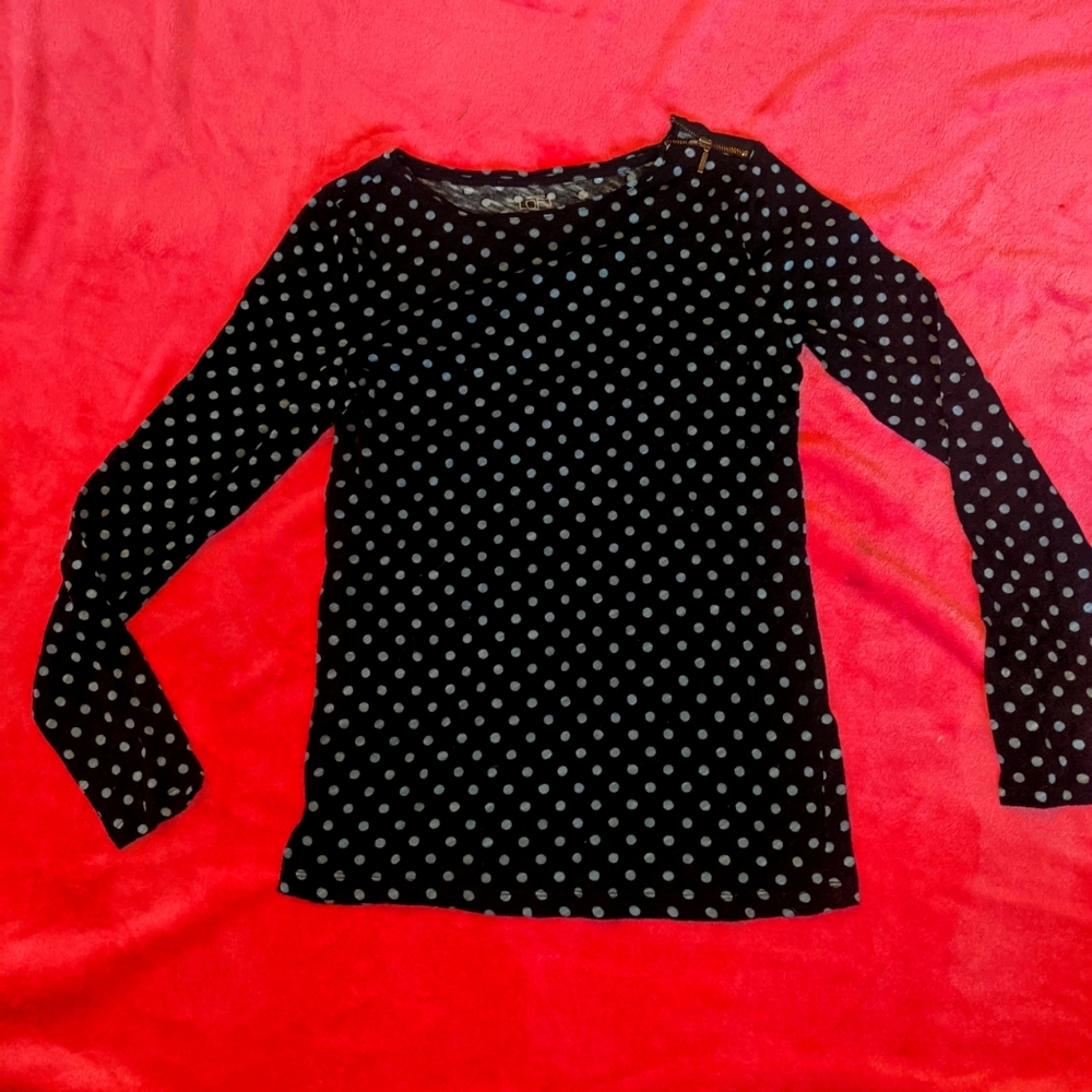 Ann Taylor Women's Light Long Sleeve Shirt